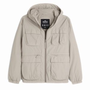 CAMPERA CON BOLSILLOS IMPERMEABLE CON CAPUCHA BEIGE